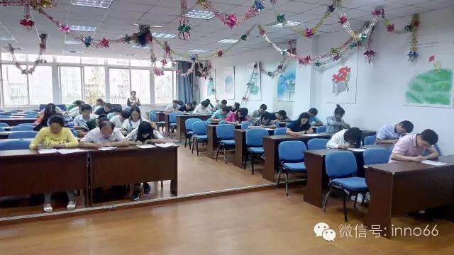 考试现场.jpg 考试现场.jpg